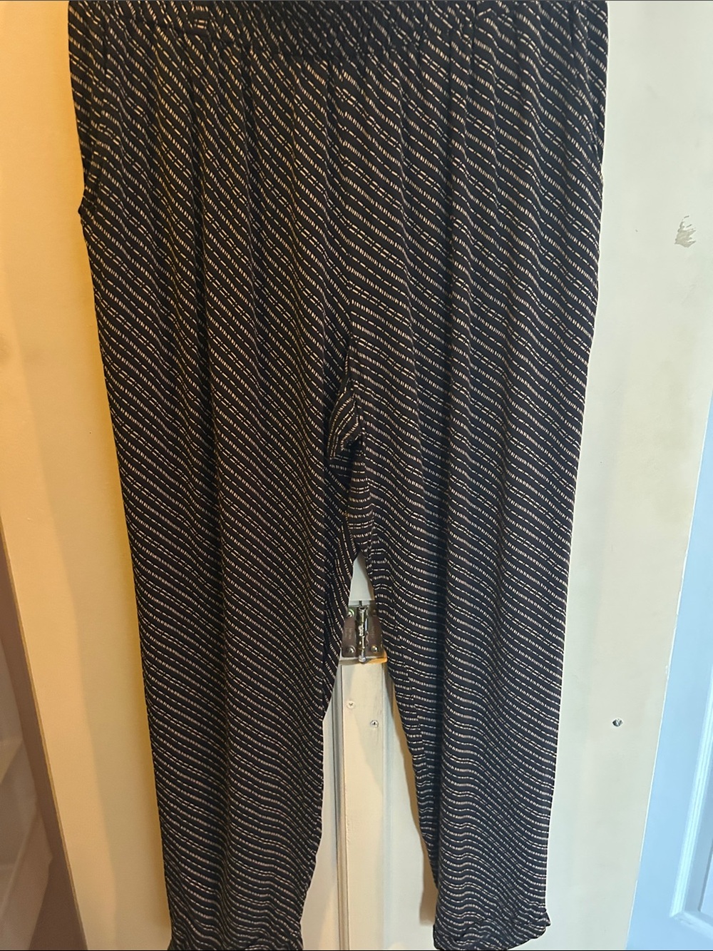 Carly Jean Los Angeles Black & White Striped Straight-Leg Pants - Picture 1 of 3